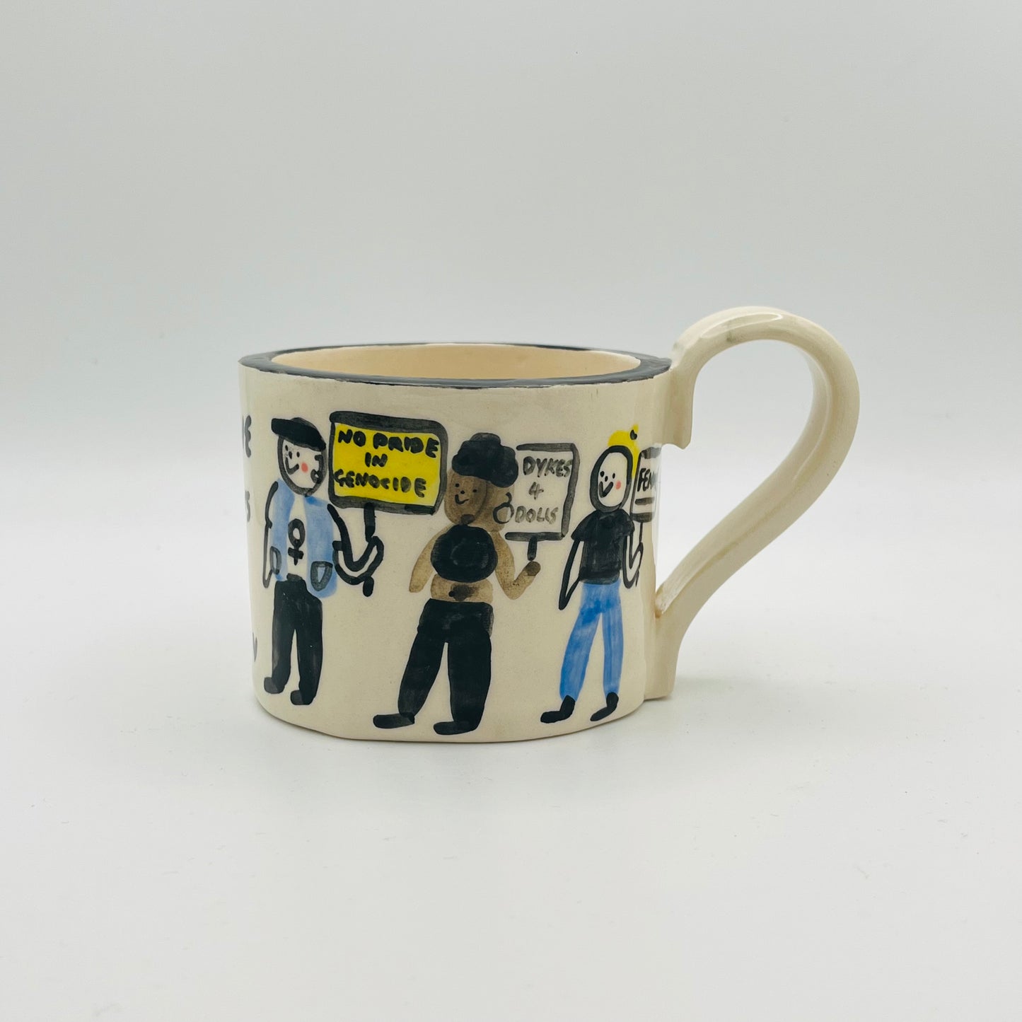 No one knows I’m a lesbian mug